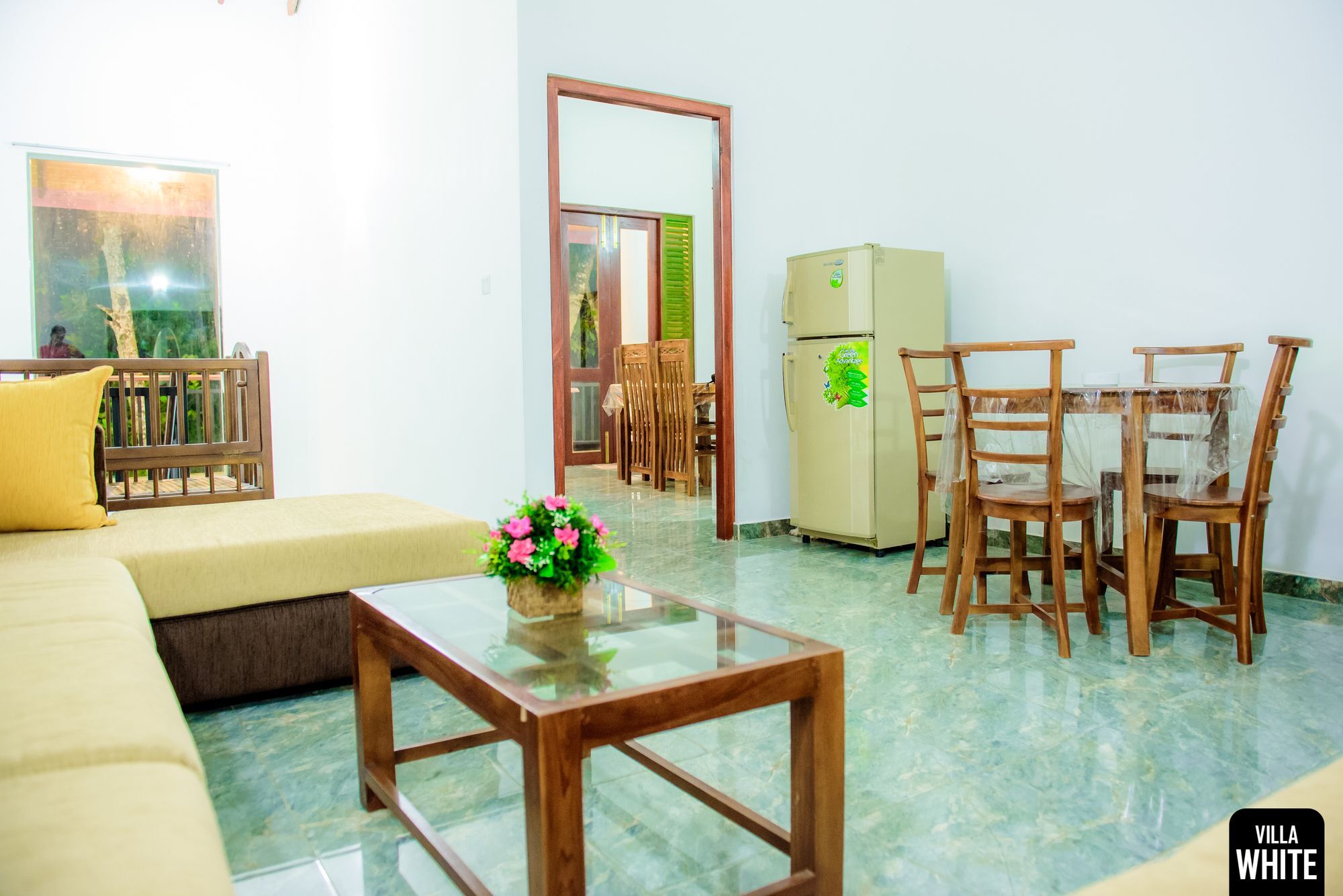 Villa White Hikkaduwa Exterior photo